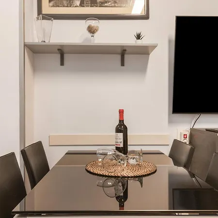 Piso Cerca De Playa Chica Apartman