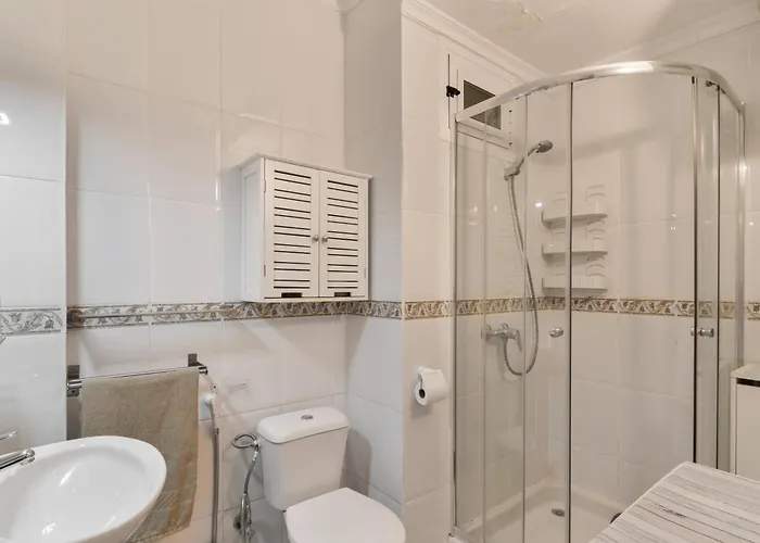 Piso Cerca De Playa Chica Apartmán